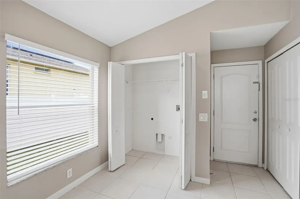 7912 Merchantville Circle Zephyrhills FL 33540