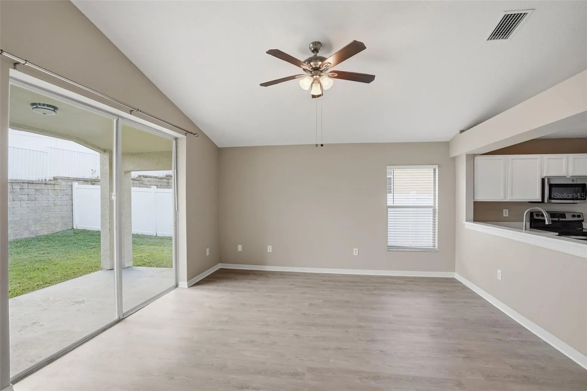 7912 Merchantville Circle Zephyrhills FL 33540