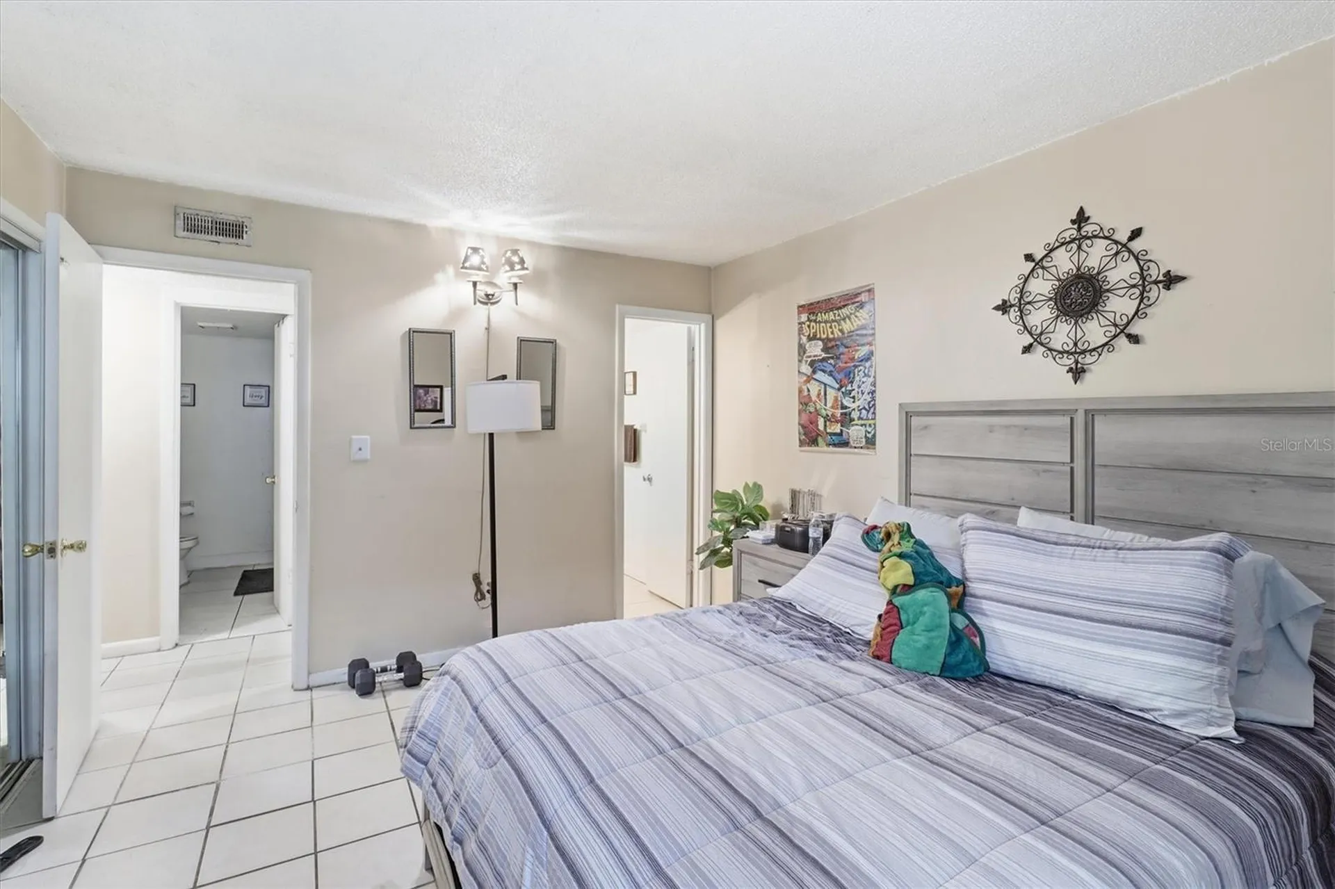 931 W Oak Ridge Road Orlando FL 32809