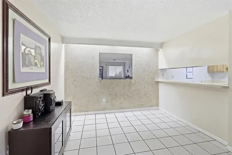 931 W Oak Ridge Road Orlando FL 32809