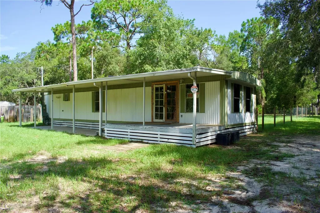 6785 W Country Club Drive Homosassa FL 34448