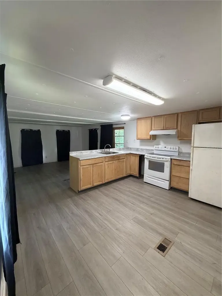 6785 W Country Club Drive Homosassa FL 34448