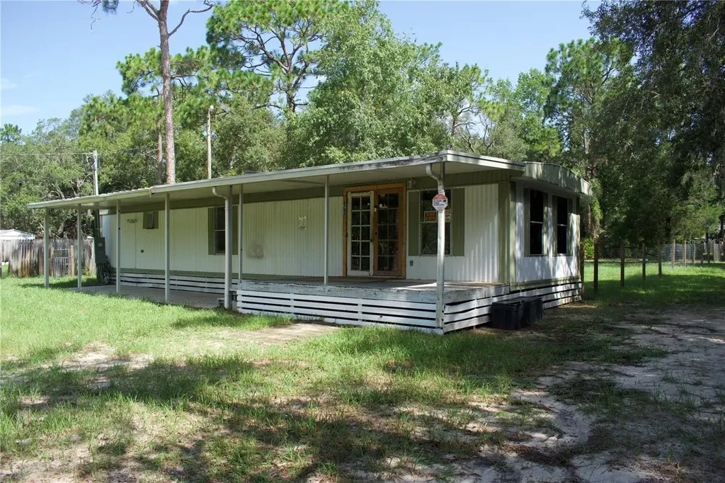 6785 W Country Club Drive Homosassa FL 34448