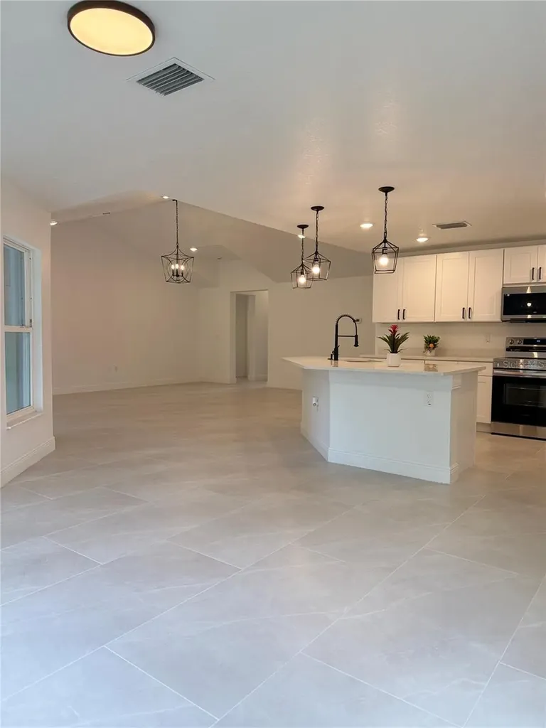 963 Sareta Street SE Palm Bay FL 32909