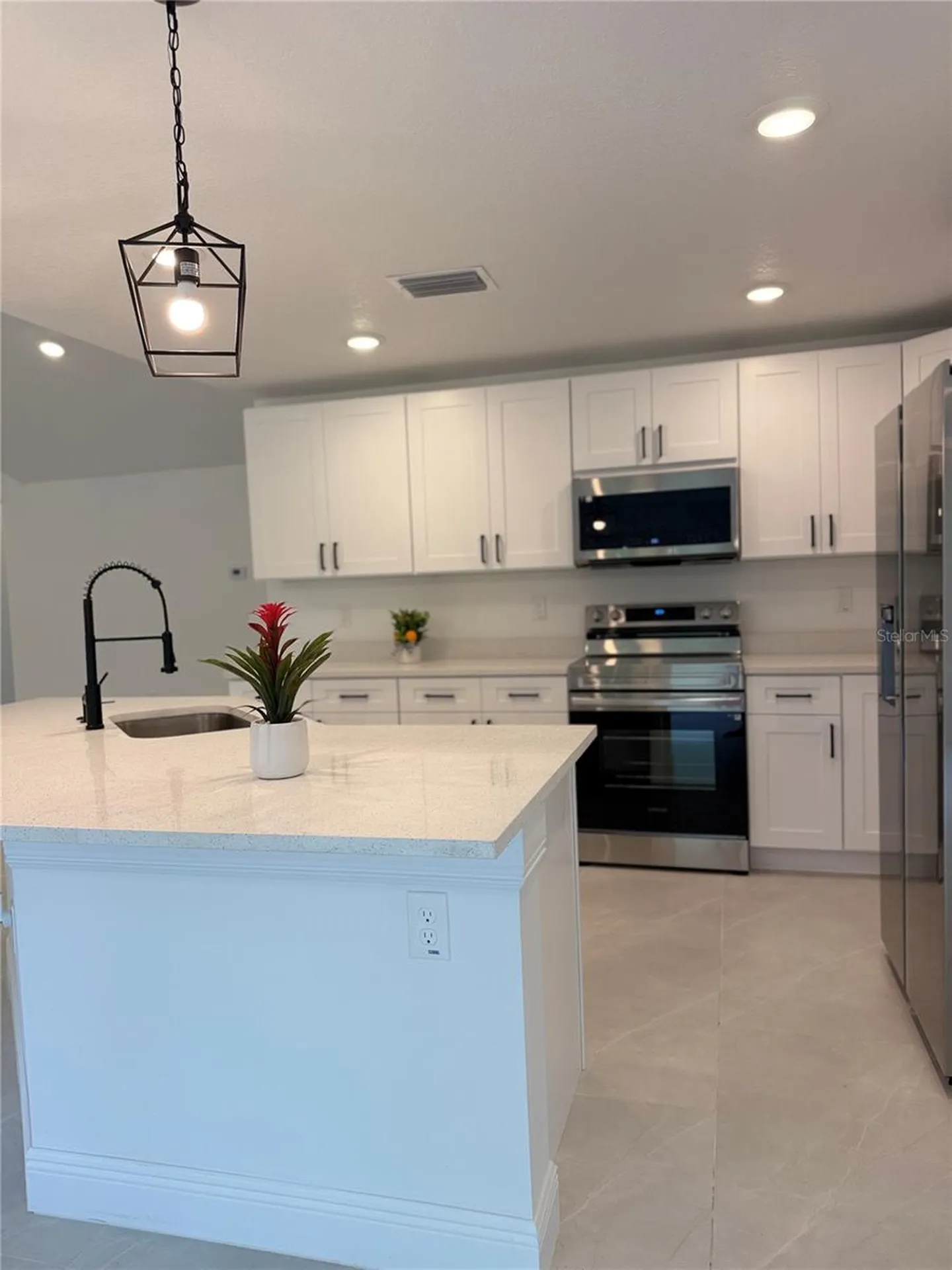 963 Sareta Street SE Palm Bay FL 32909