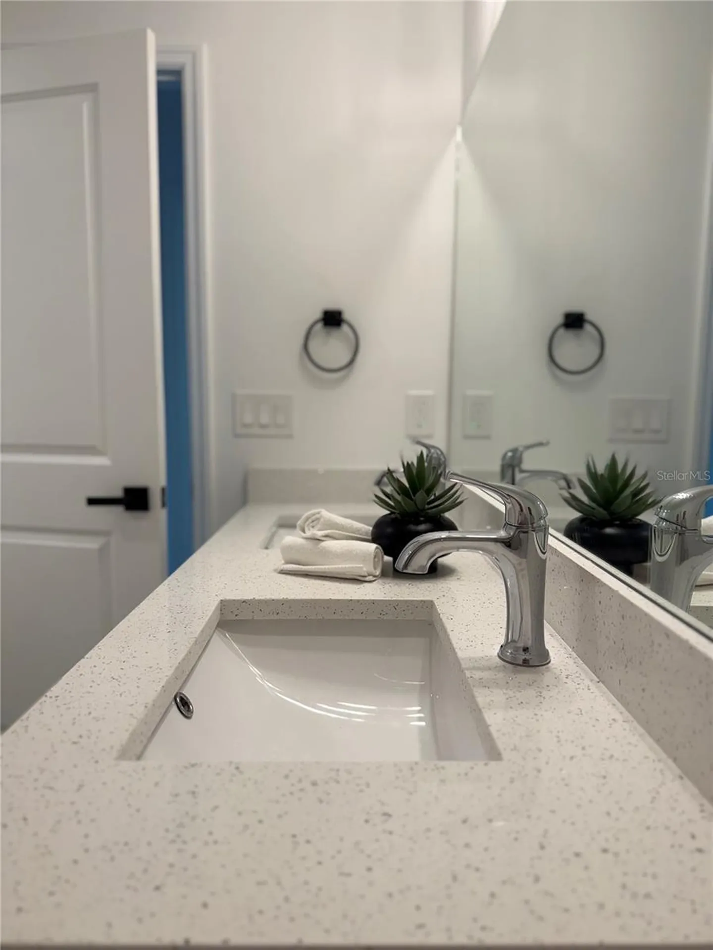 963 Sareta Street SE Palm Bay FL 32909