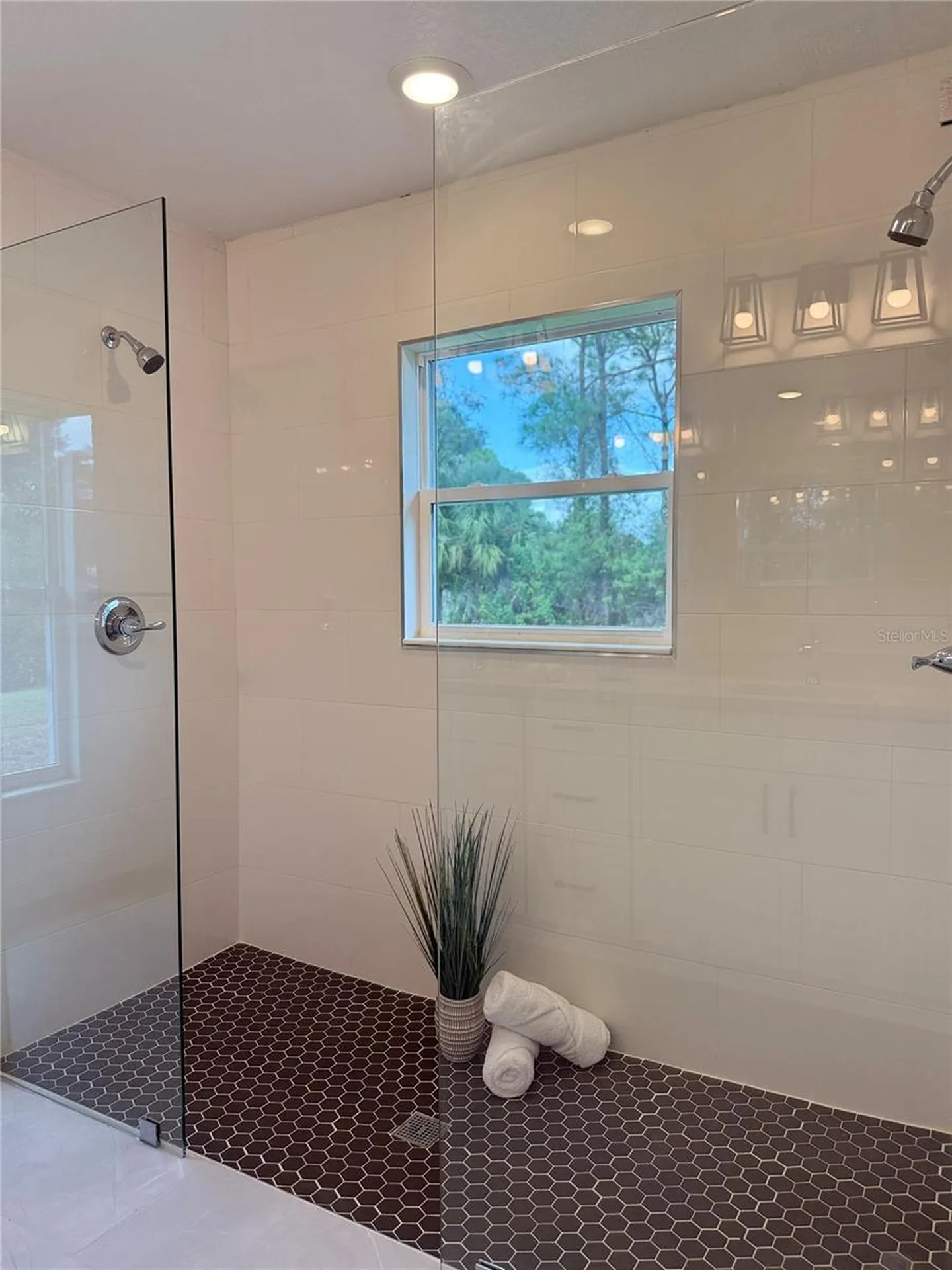 963 Sareta Street SE Palm Bay FL 32909
