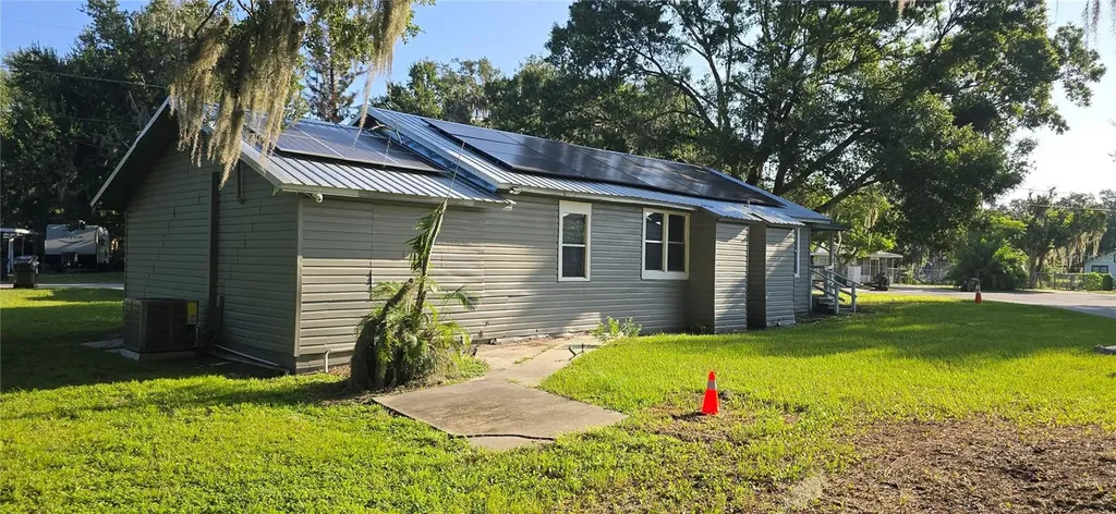 318 Chesney Boulevard Frostproof FL 33843