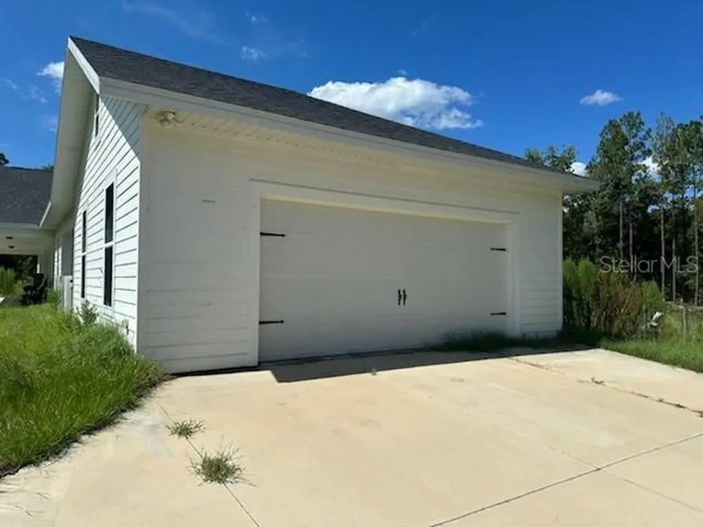 5040 NE 48th Court High Springs FL 32643