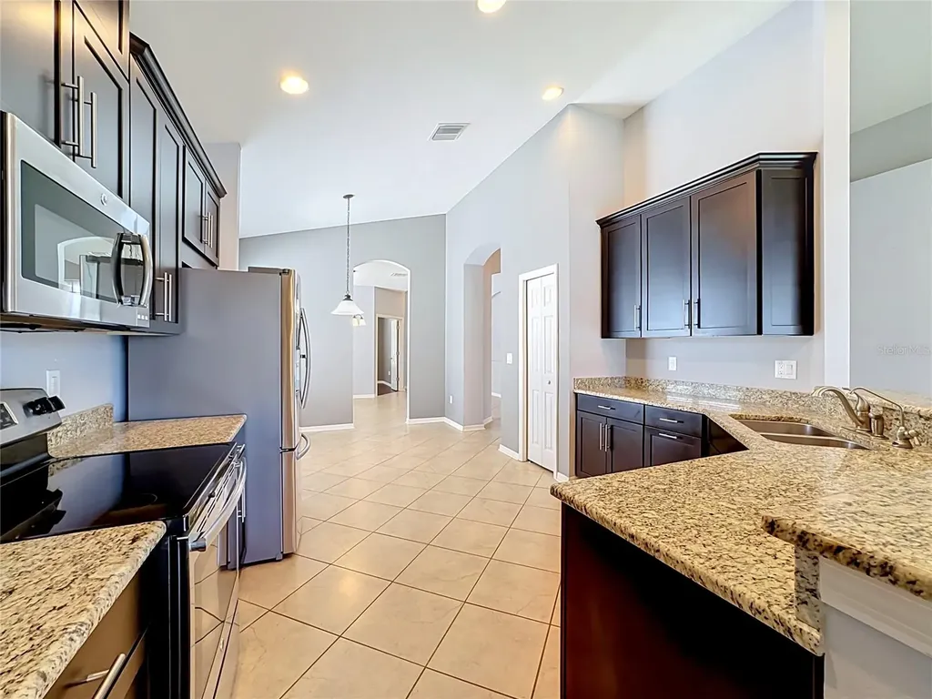 10110 Holland Road Riverview FL 33578