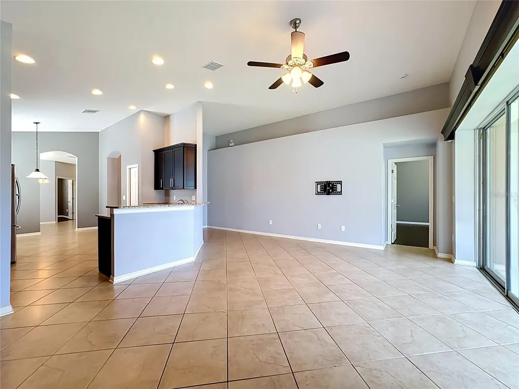 10110 Holland Road Riverview FL 33578