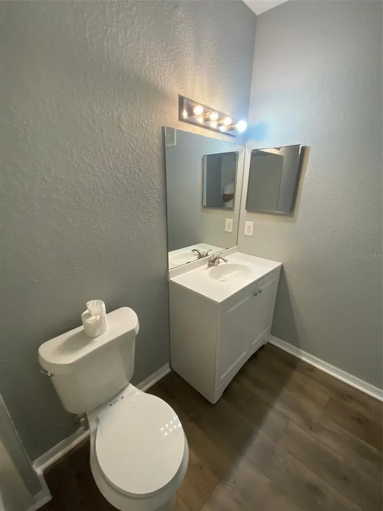 3605 Conroy Road Orlando FL 32839