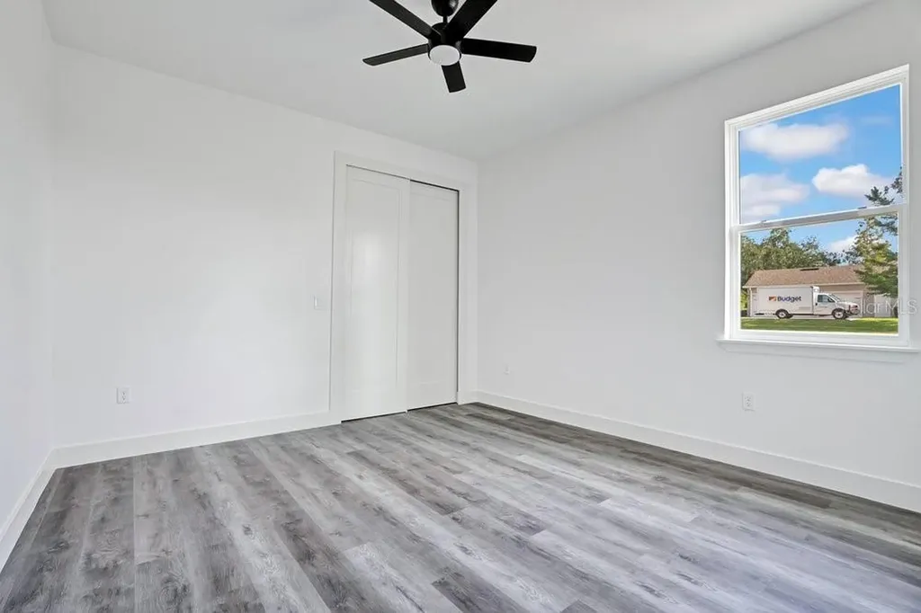 551 Dowling Circle Lady Lake FL 32159