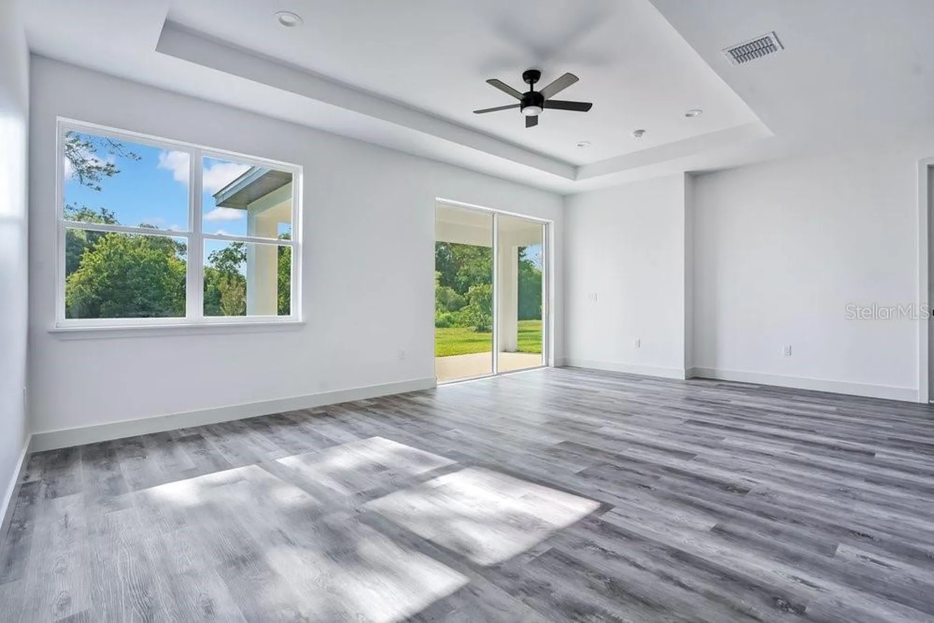 551 Dowling Circle Lady Lake FL 32159