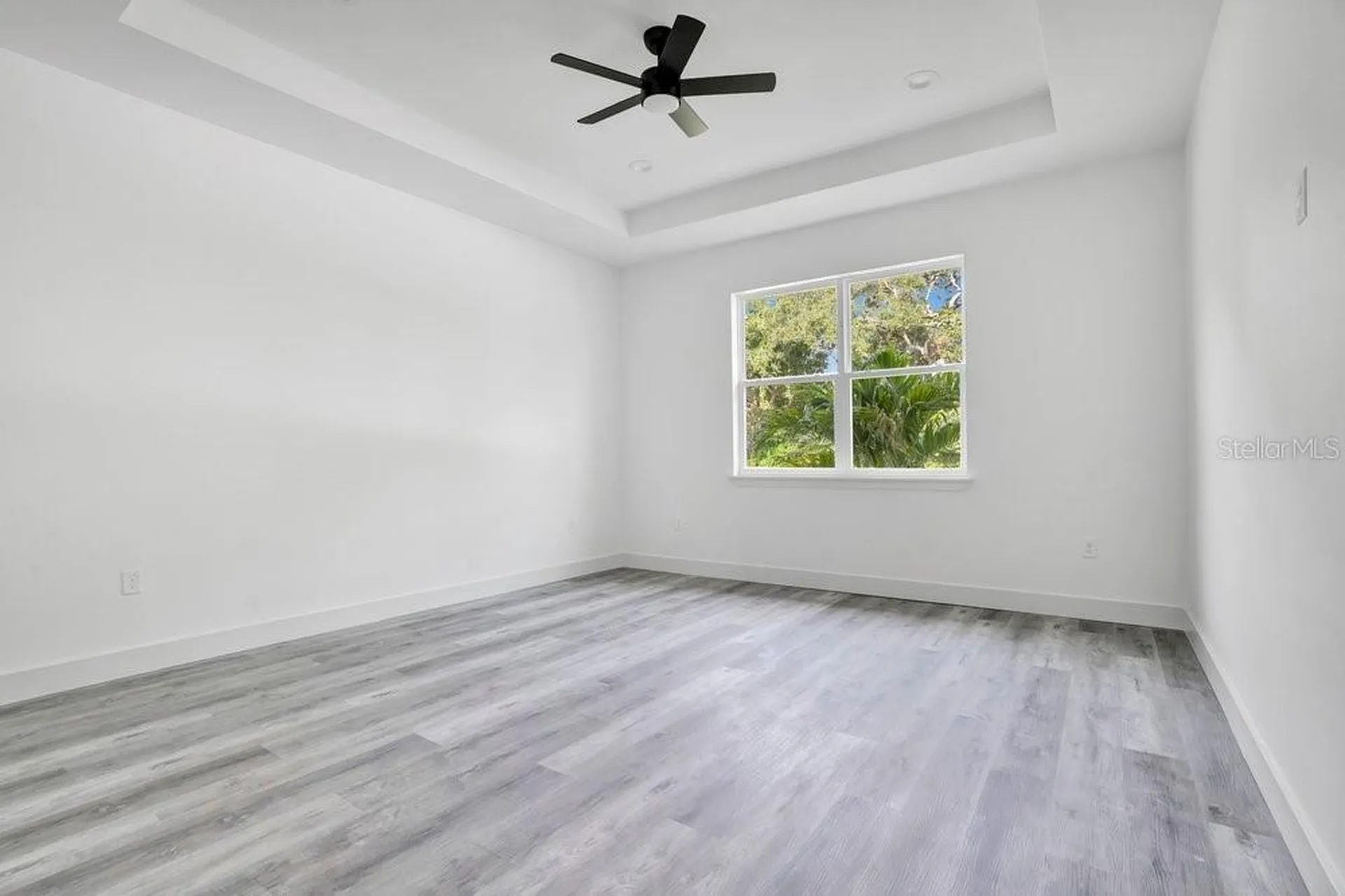 551 Dowling Circle Lady Lake FL 32159