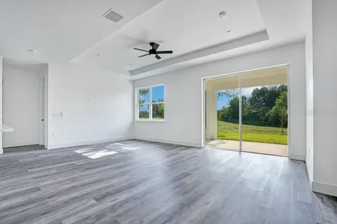 551 Dowling Circle Lady Lake FL 32159