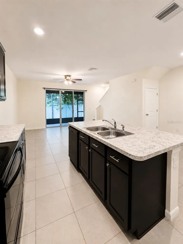 809 Lucent Sands Court Brandon FL 33511
