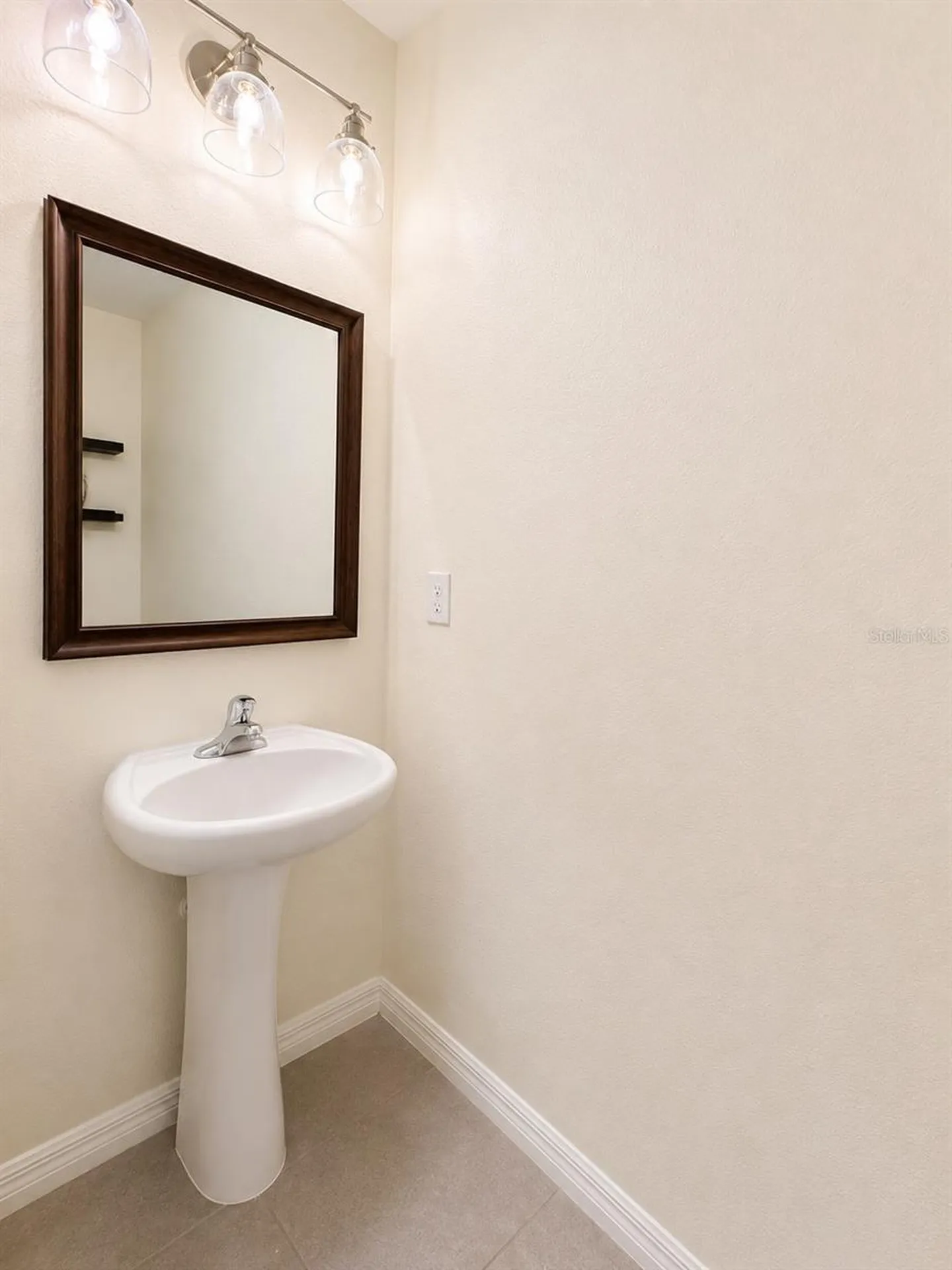 809 Lucent Sands Court Brandon FL 33511