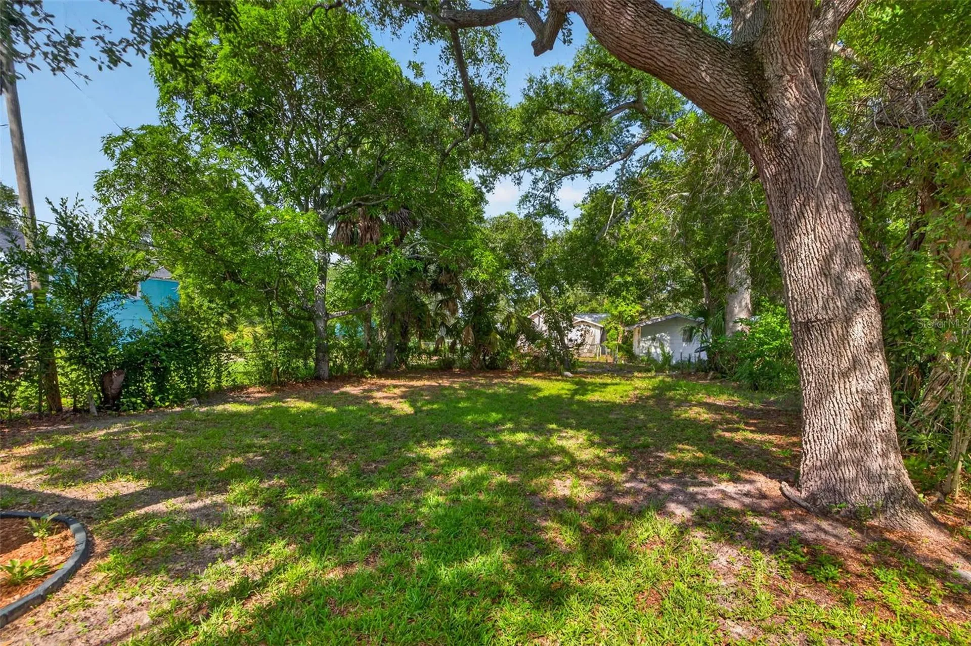 2042 14th Street S St Petersburg FL 33705