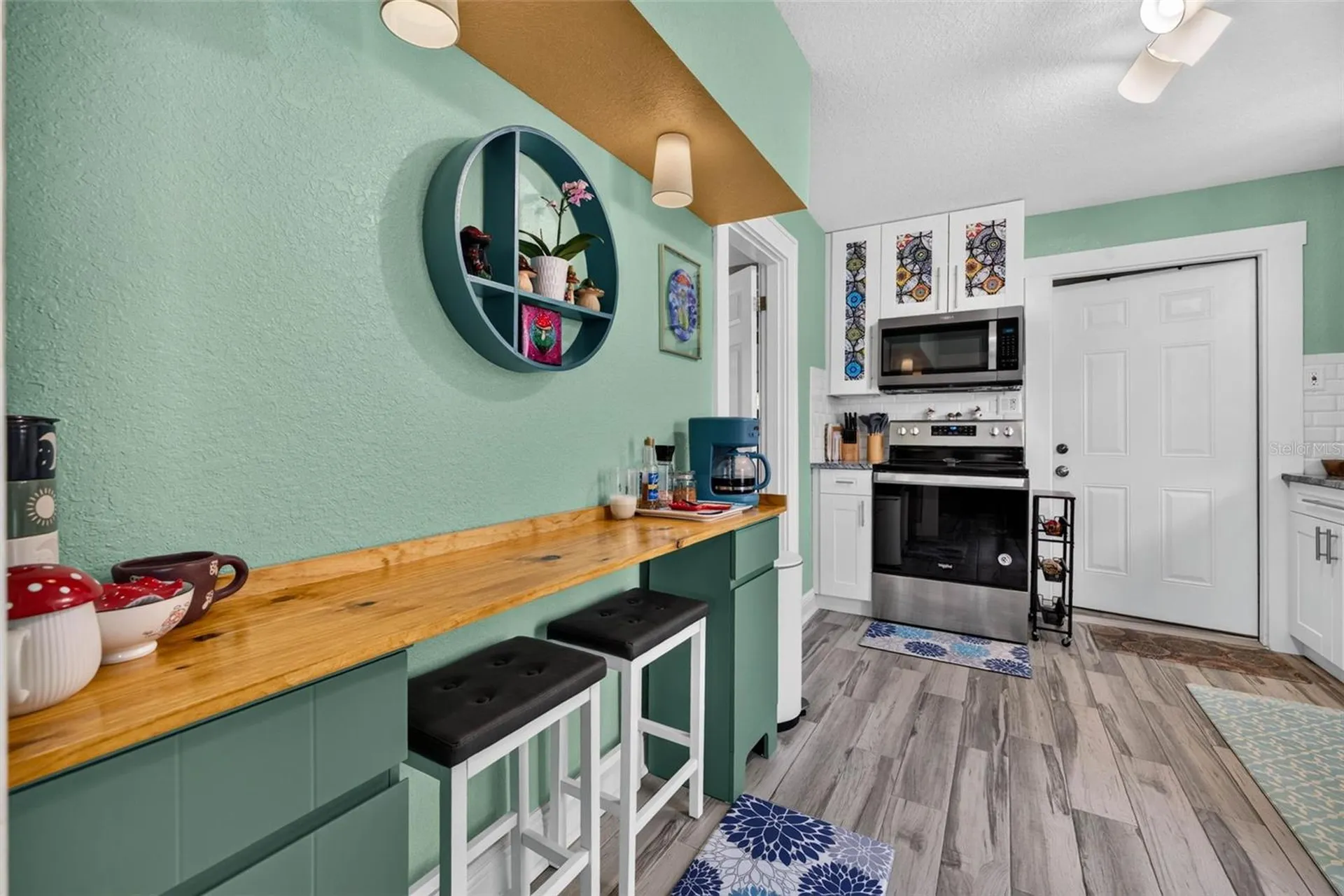 2042 14th Street S St Petersburg FL 33705