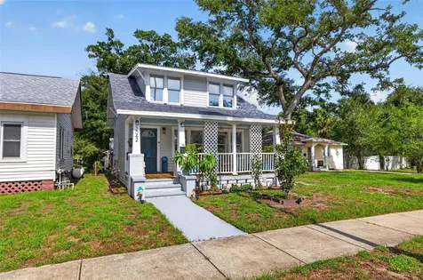 2042 14th Street S St Petersburg FL 33705