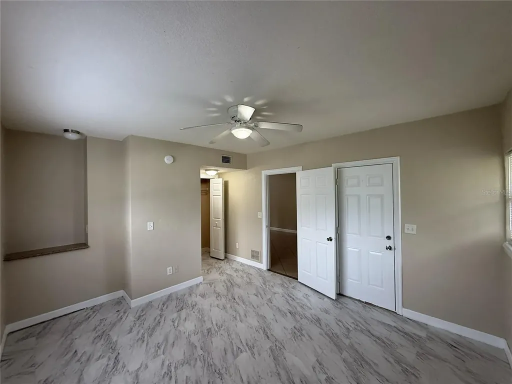 1355 Drew Street Clearwater FL 33755