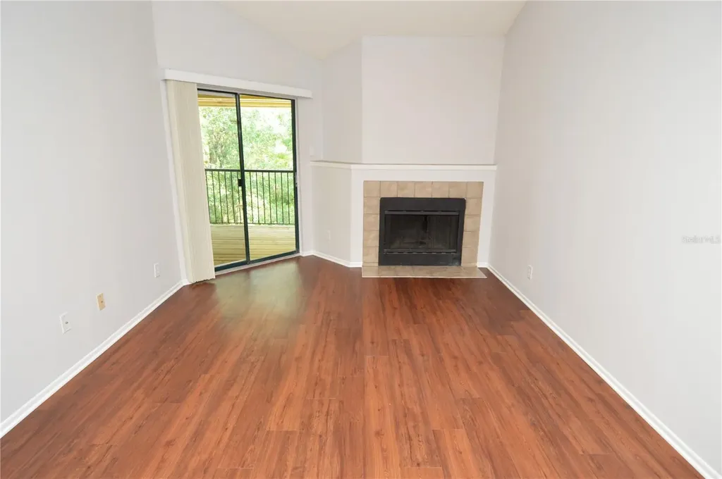 8630 Mallard Reserve Drive Tampa FL 33614