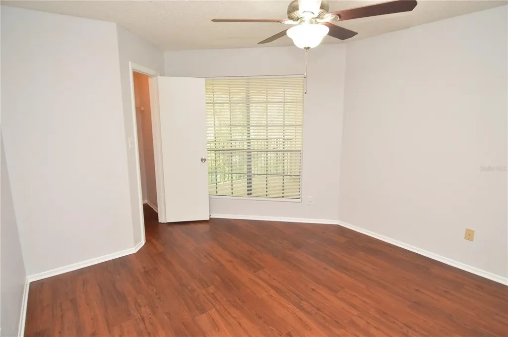 8630 Mallard Reserve Drive Tampa FL 33614