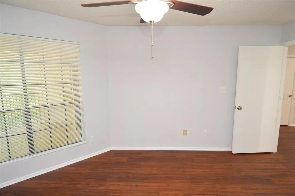 8630 Mallard Reserve Drive Tampa FL 33614