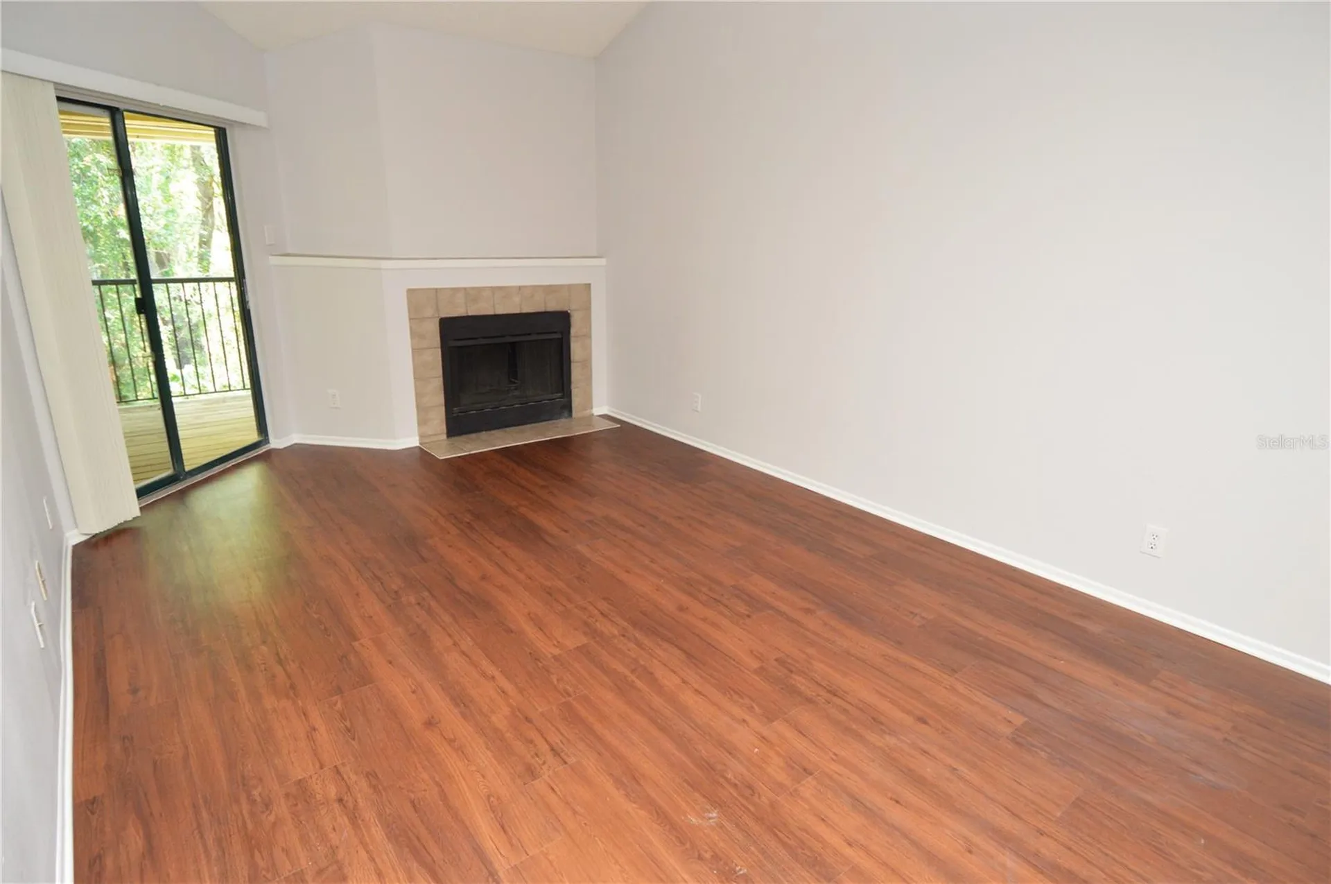 8630 Mallard Reserve Drive Tampa FL 33614
