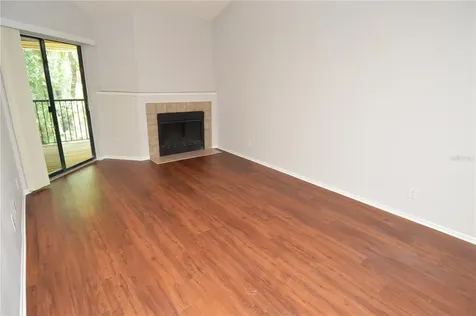 8630 Mallard Reserve Drive Tampa FL 33614