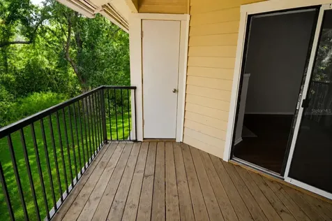 8630 Mallard Reserve Drive Tampa FL 33614
