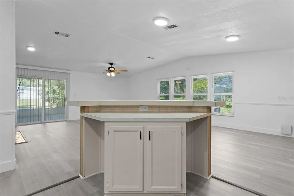 27817 W Pelican Isle Drive Leesburg FL 34748