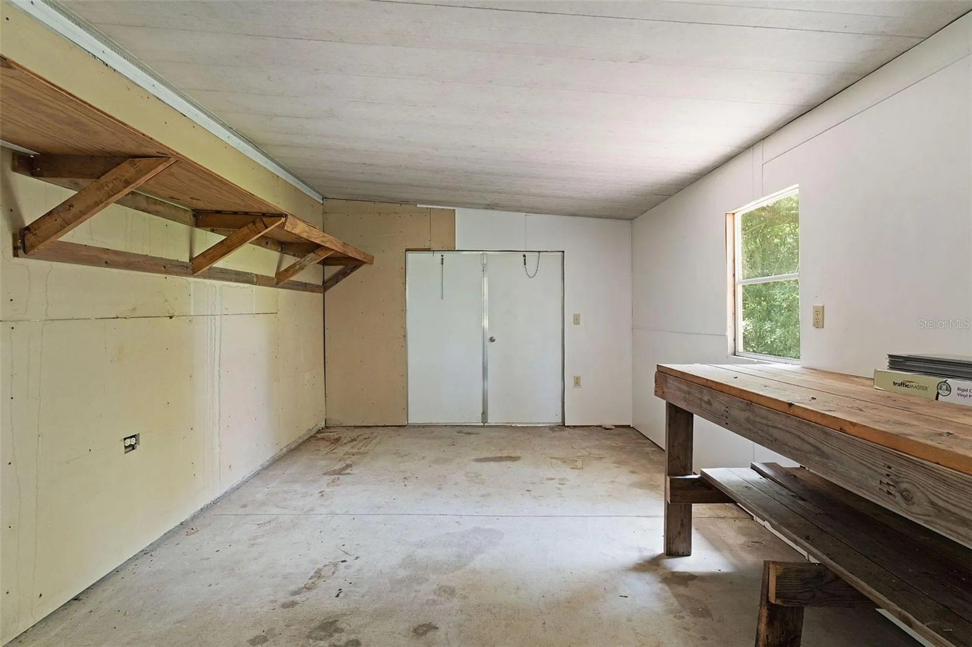 27817 W Pelican Isle Drive Leesburg FL 34748