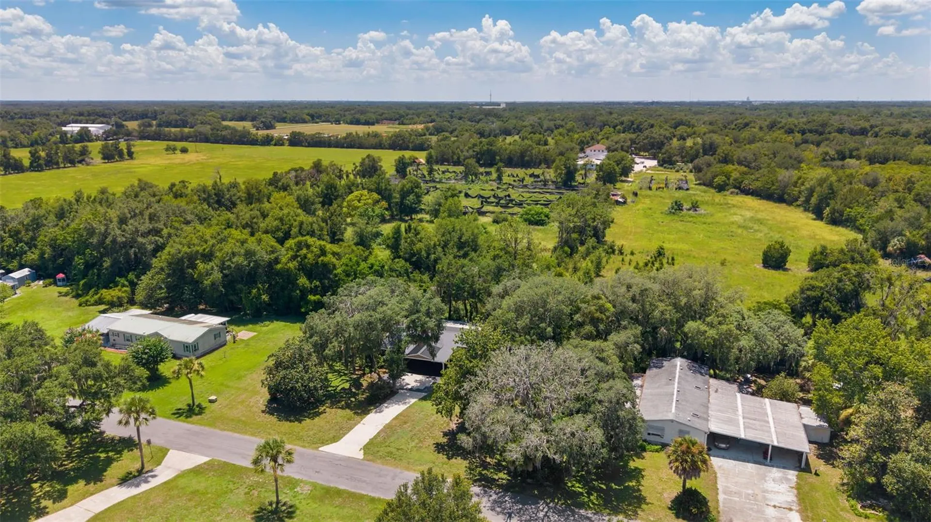 27817 W Pelican Isle Drive Leesburg FL 34748