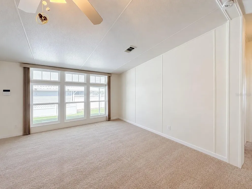 1660 Elkhart Circle Tavares FL 32778