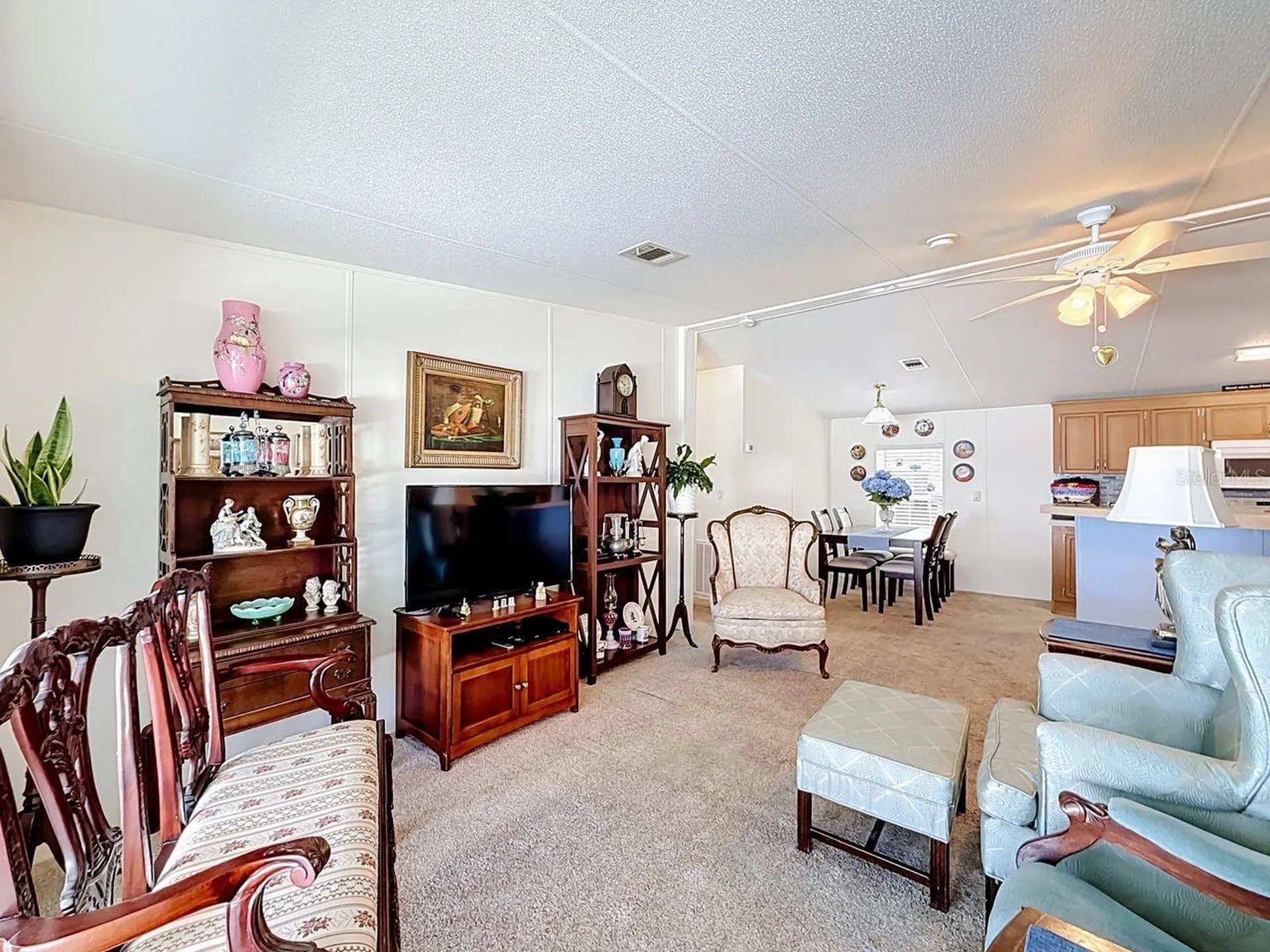 1660 Elkhart Circle Tavares FL 32778