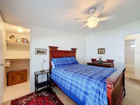 1660 Elkhart Circle Tavares FL 32778