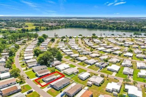 1660 Elkhart Circle Tavares FL 32778