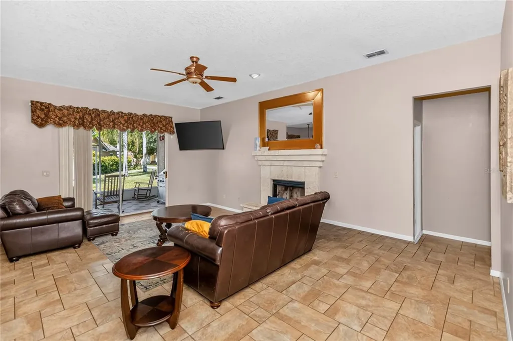 1907 Westbourne Drive Oviedo FL 32765
