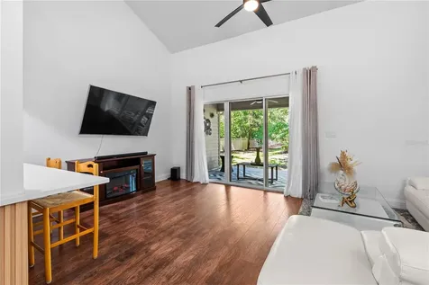1215 NW 55th Street NW Gainesville FL 32605