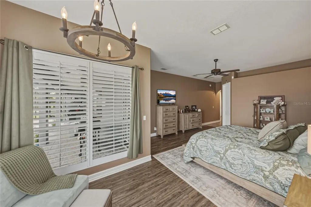 37405 Highridge Drive Dade City FL 33525