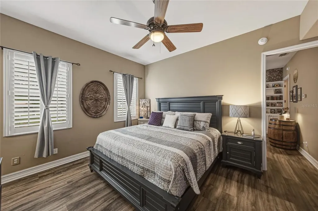 37405 Highridge Drive Dade City FL 33525