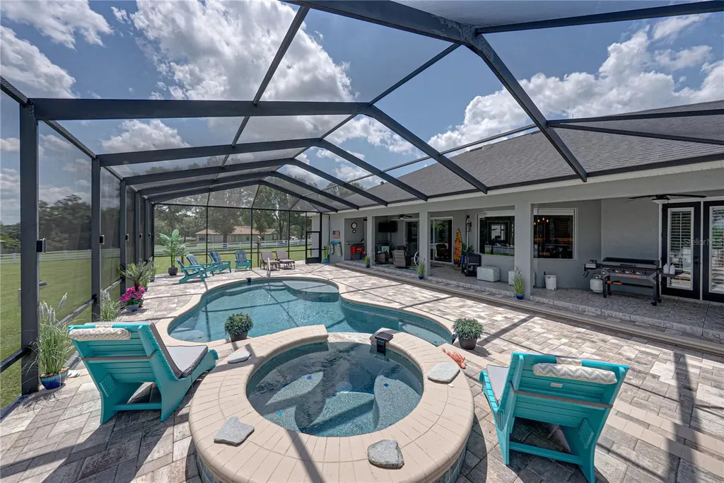 37405 Highridge Drive Dade City FL 33525