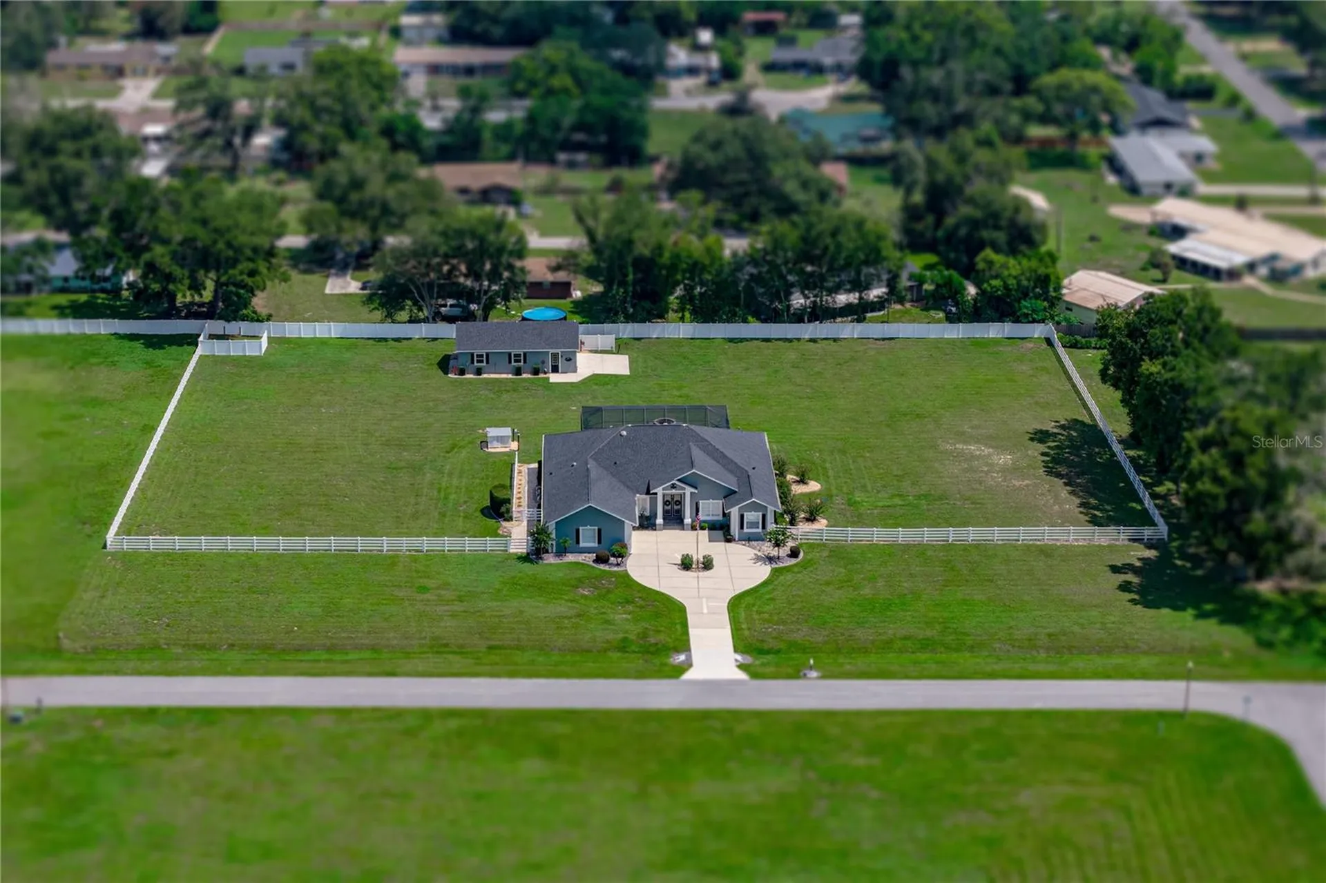37405 Highridge Drive Dade City FL 33525