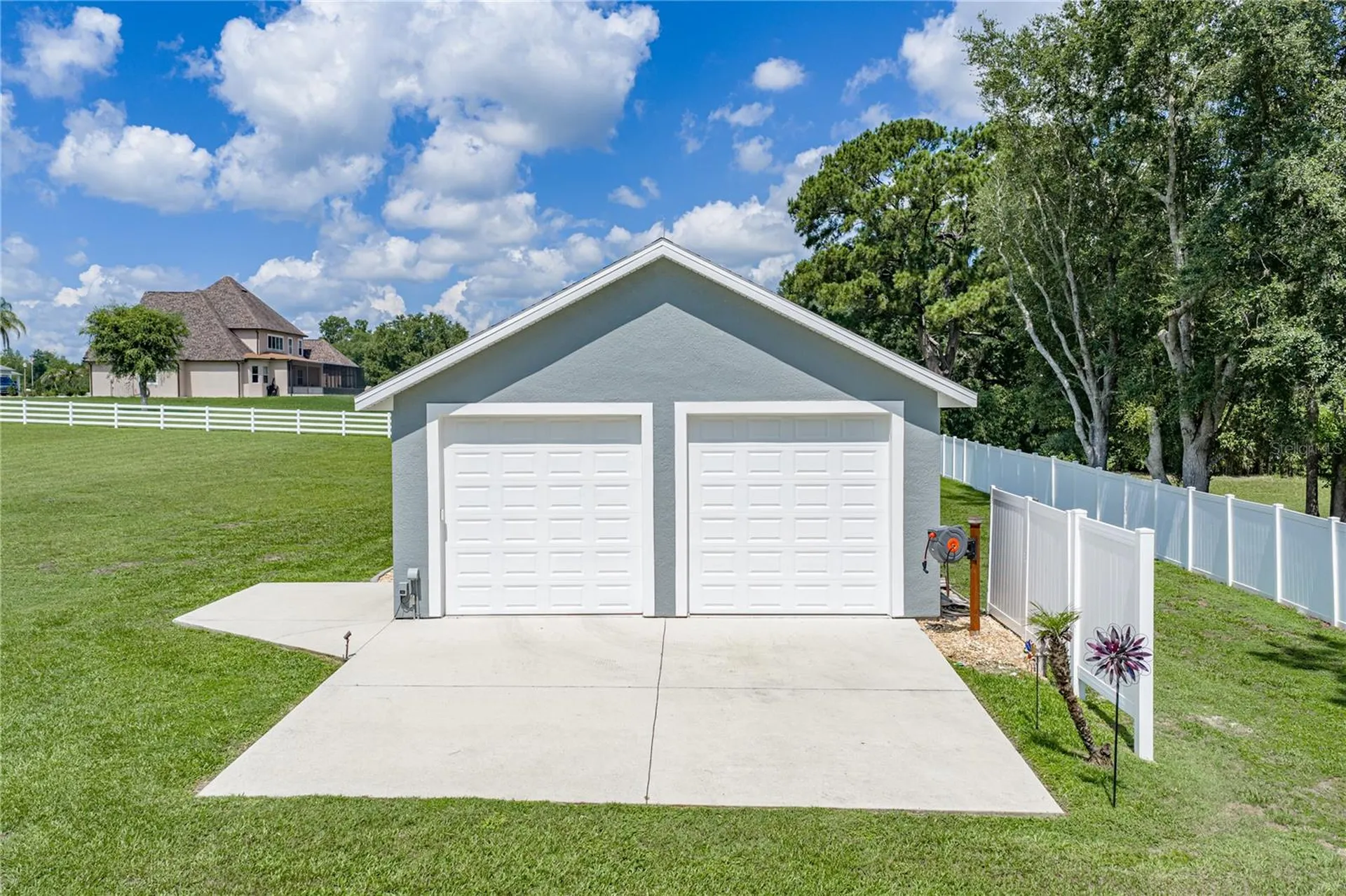 37405 Highridge Drive Dade City FL 33525