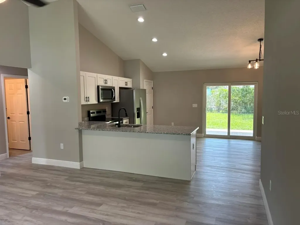 8468 N Empire Avenue Dunnellon FL 34433