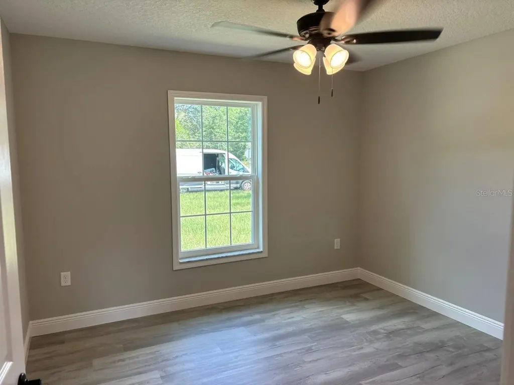 8468 N Empire Avenue Dunnellon FL 34433