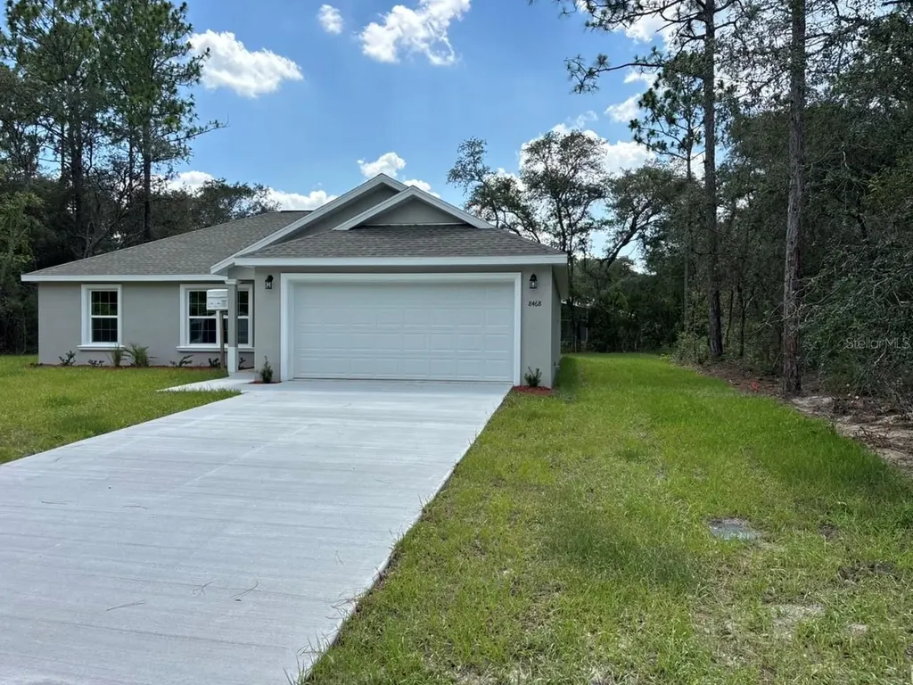8468 N Empire Avenue Dunnellon FL 34433