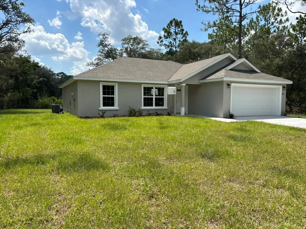 8468 N Empire Avenue Dunnellon FL 34433